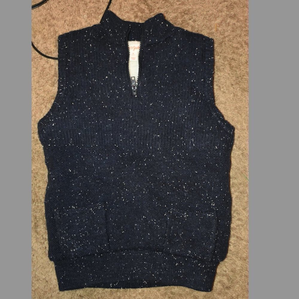 CAT & JACK - QUATER ZIP PLUSH LINING FRONT POCKETS VEST- S